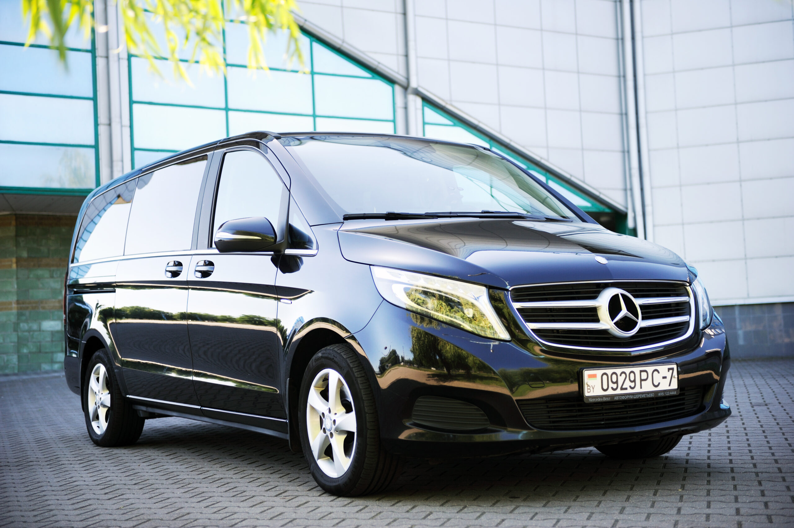 Mercedes-Benz V-class